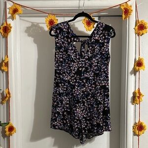 Express Open-Back Floral Black Romper